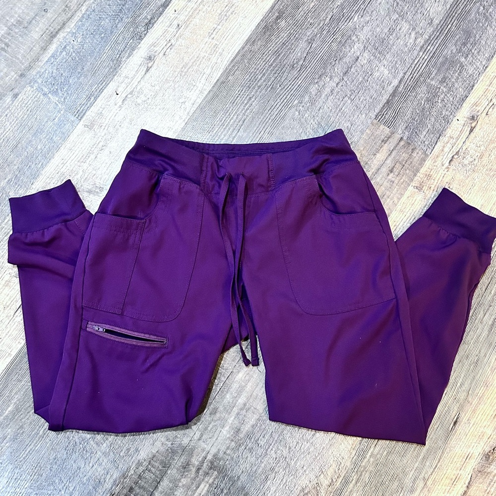 Heart and soul joggers